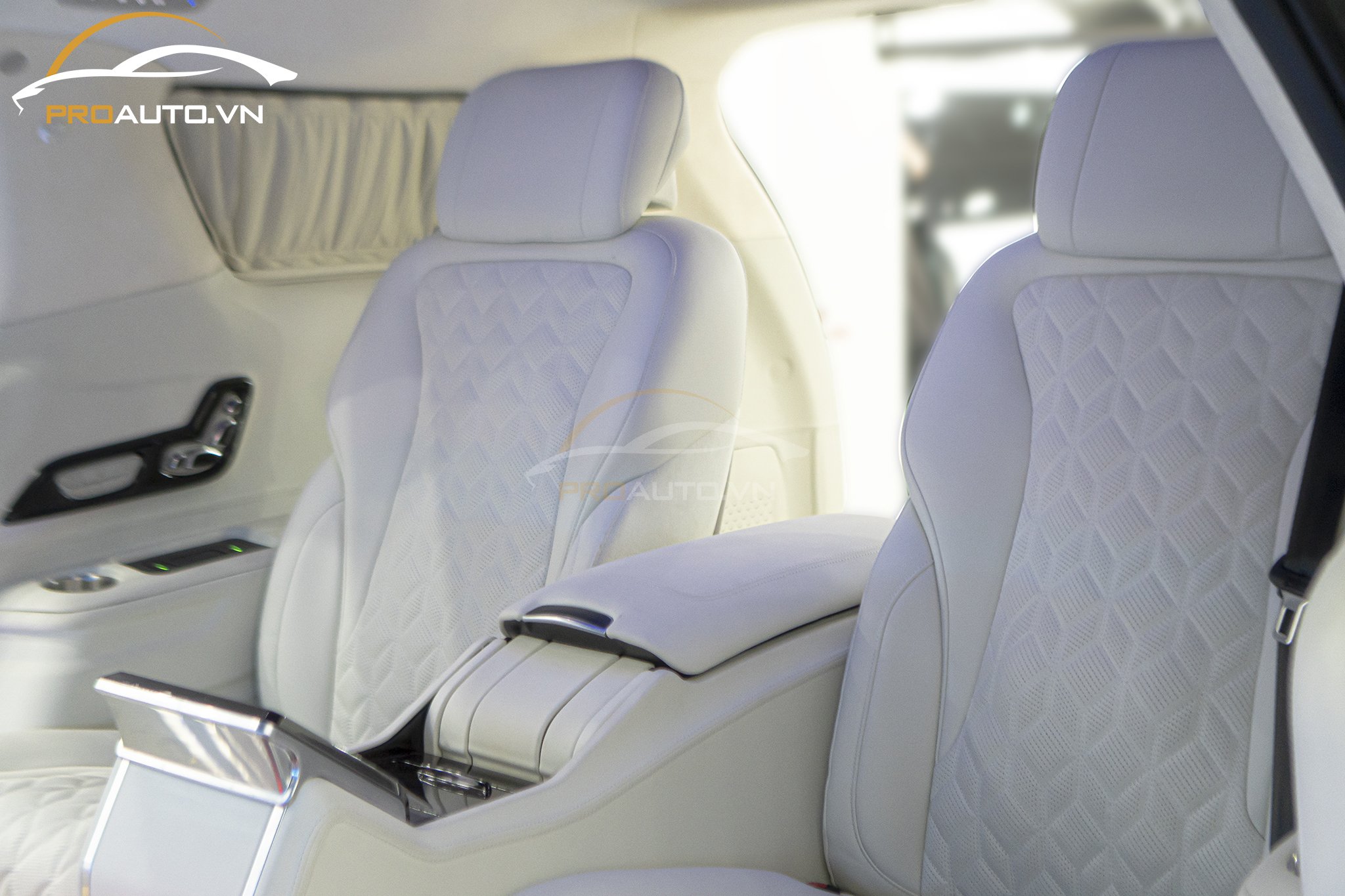 Độ ghế Limousine Kia Carnival Hà Nội Uy Tín – Chuyên Nghiệp Ở Đâu?